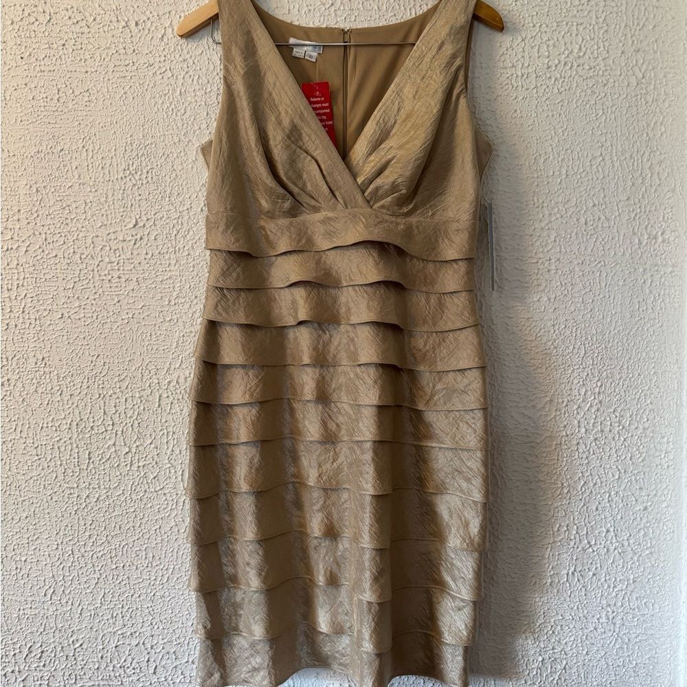 London Times Tan Sleeveless V-Neck Tiered Midi Dress